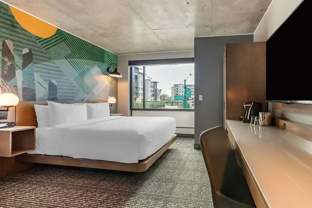 Cambria Downtown Phoenix Convention & Airport Hotel