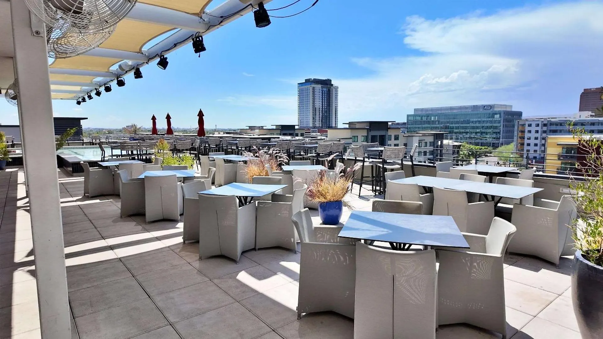 Cambria Downtown Phoenix Convention & Airport Hotel