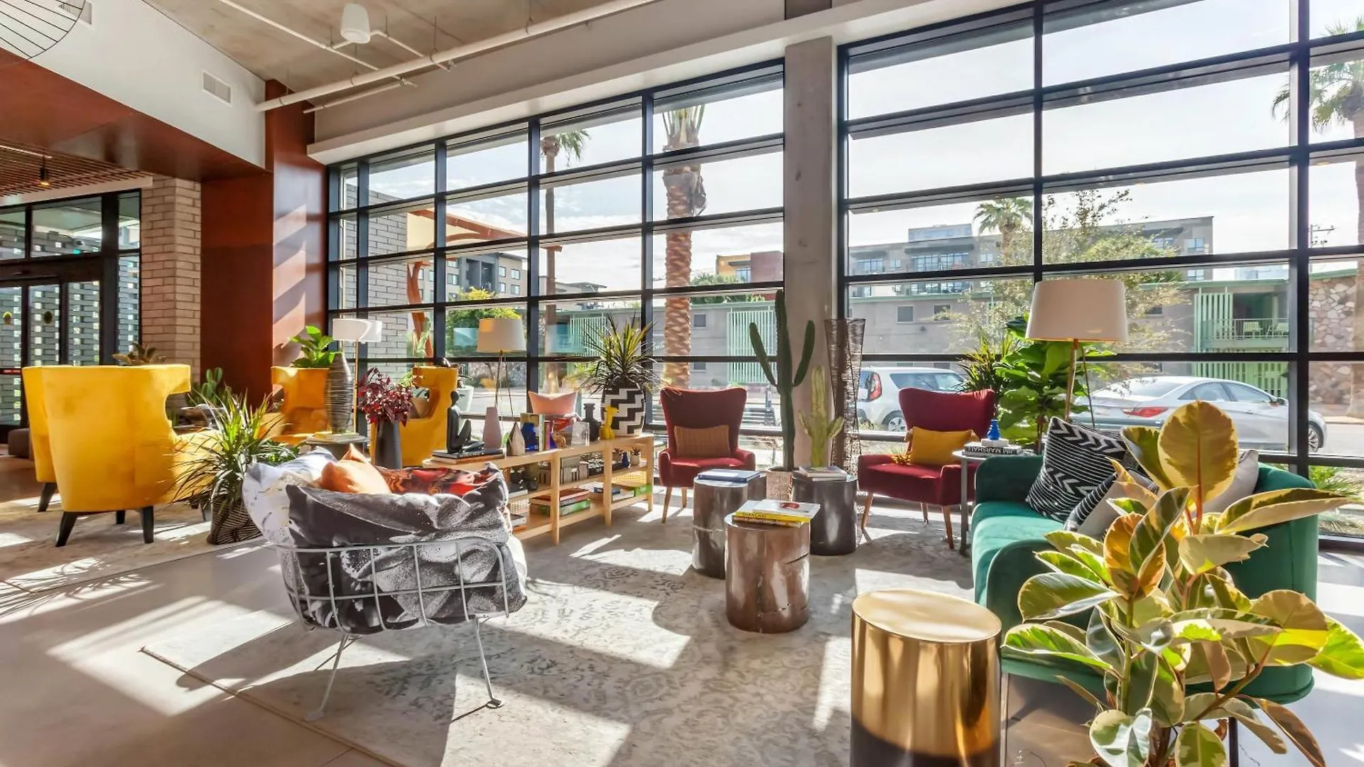 Cambria Downtown Phoenix Convention & Airport Hotel