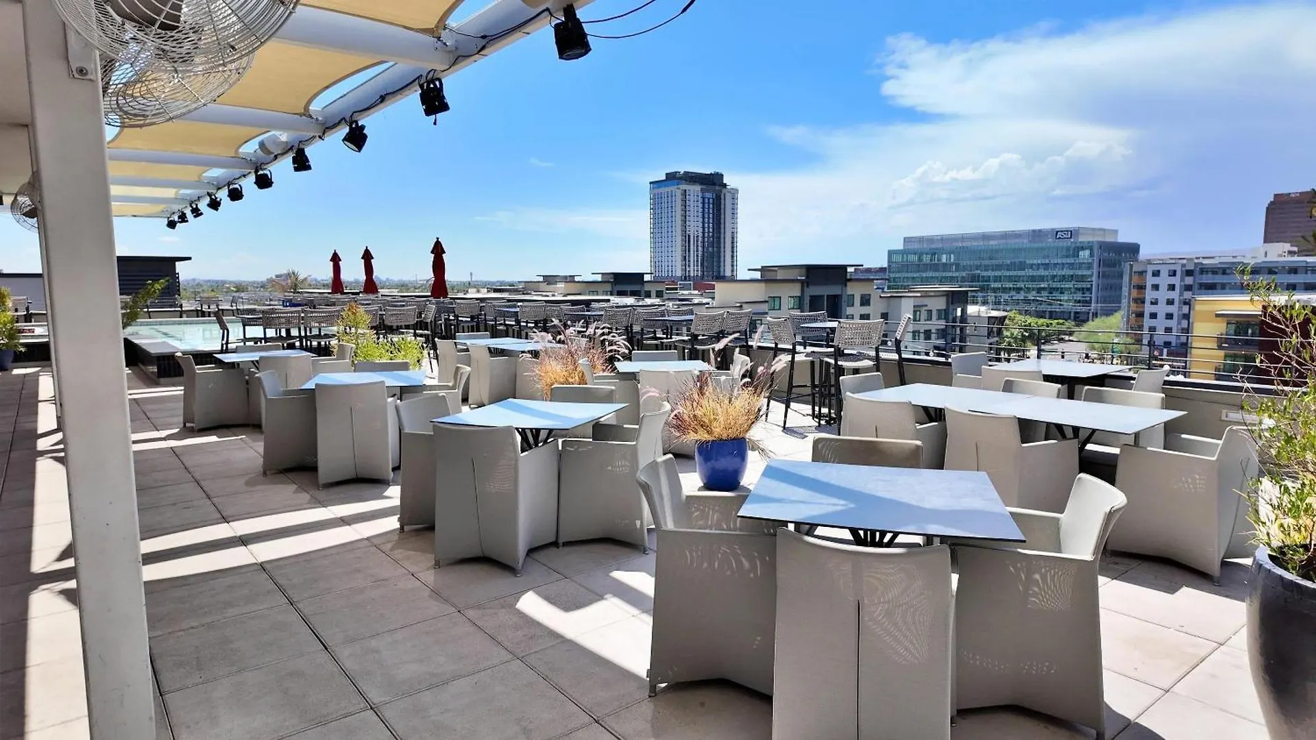 Cambria Downtown Phoenix Convention & Airport Hotel
