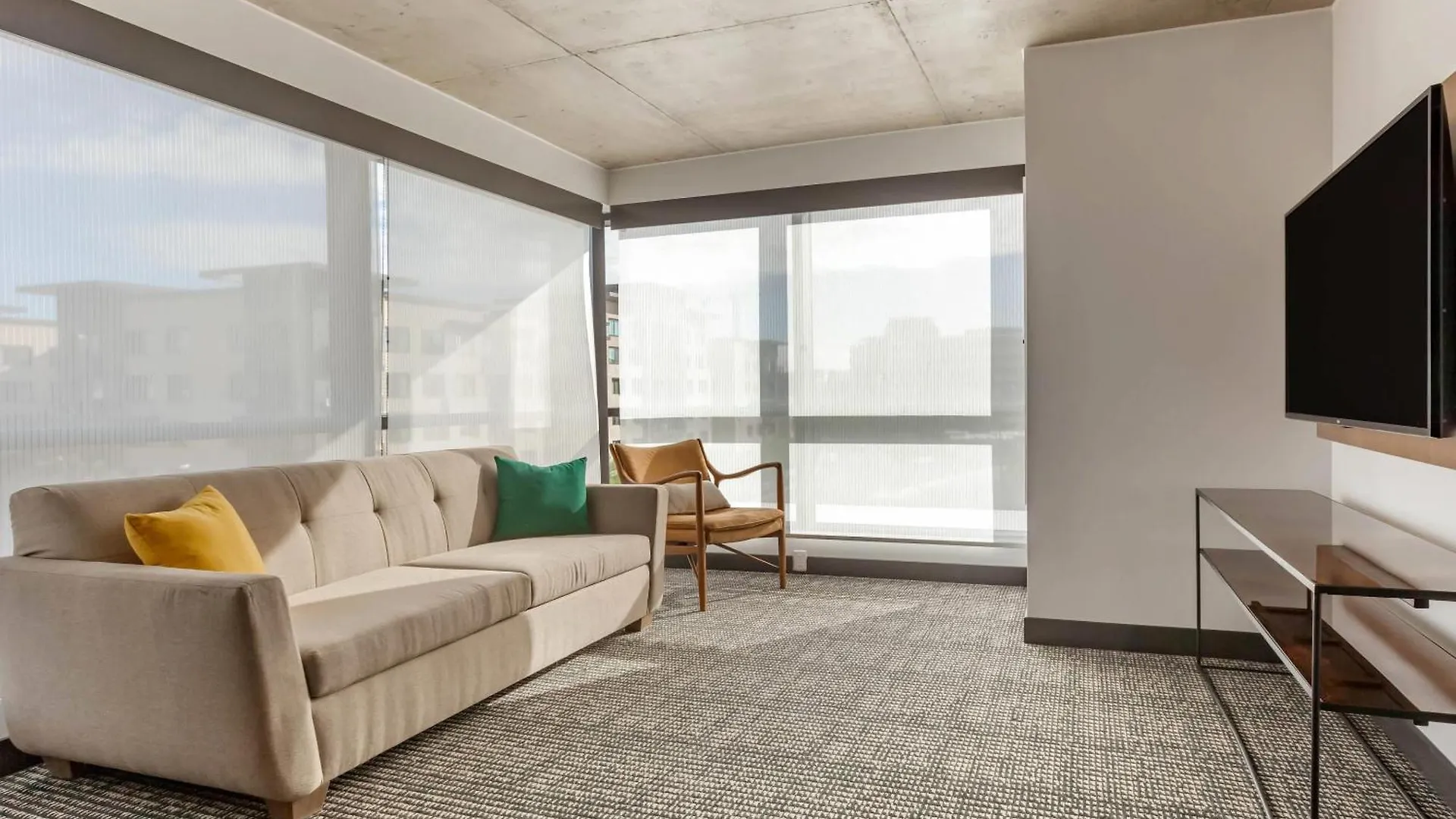 Cambria Downtown Phoenix Convention & Airport Hotel