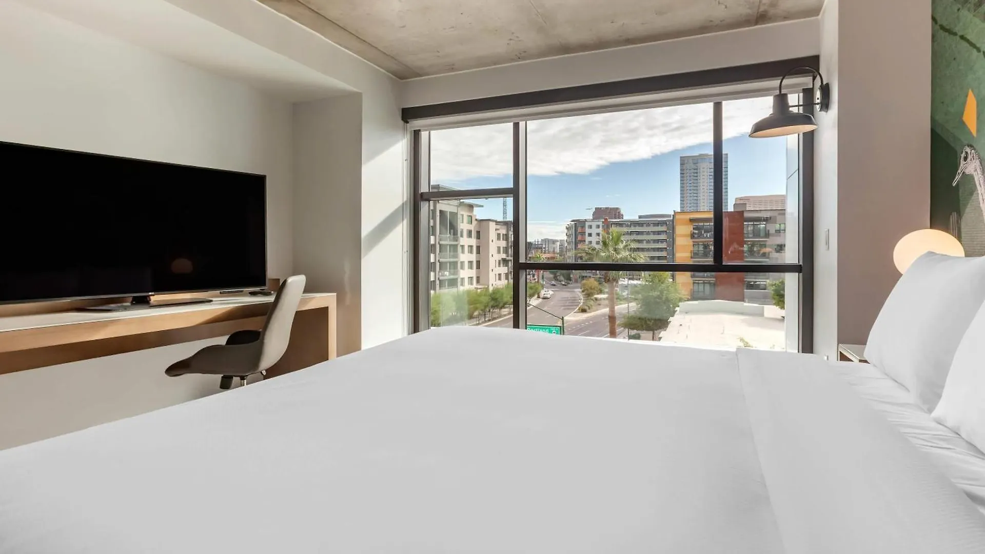 Cambria Downtown Phoenix Convention & Airport Hotel
