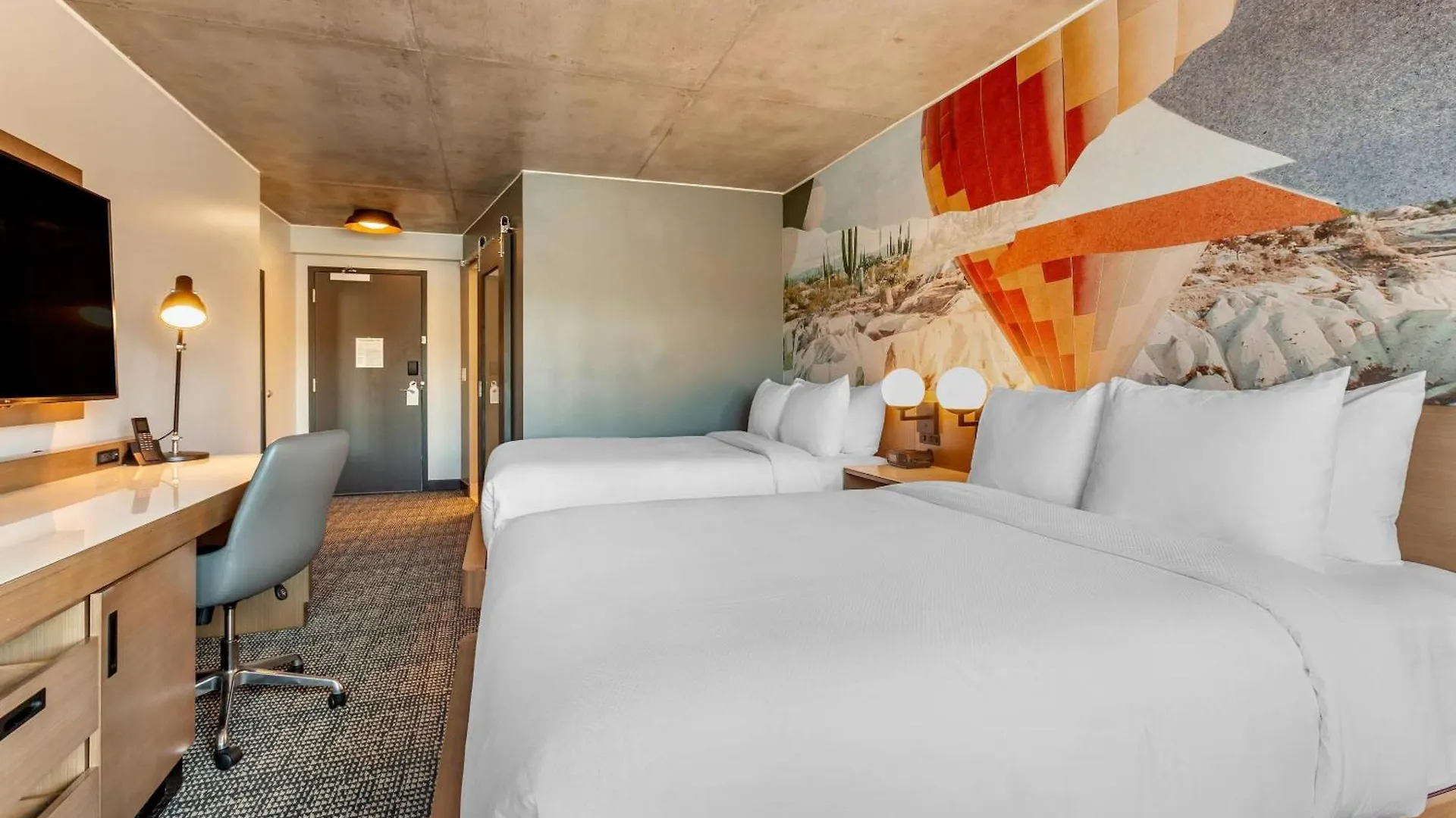 Cambria Downtown Phoenix Convention & Airport Hotel